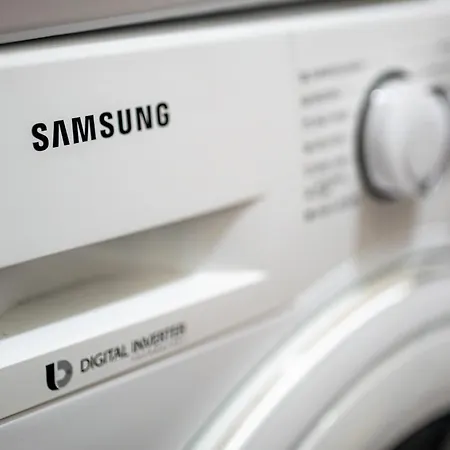 Location 3 Bedroom Next To The Διαμέρισμα