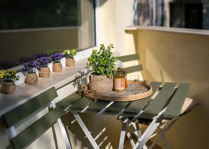 Location 3 Bedroom Next To The Апартаменты *