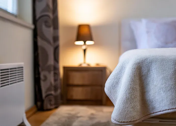 Location 3 Bedroom Next To The Apartment Varna