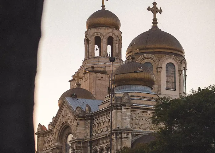 Location 3 Bedroom Next To The Апартаменты Варна