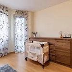 Location 3 Bedroom Next To The Appartement *