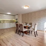 Location 3 Bedroom Next To The Appartement