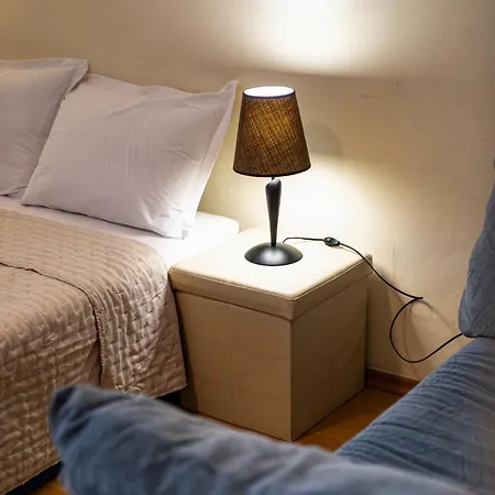 Location 3 Bedroom Next To The Апартаменты Варна