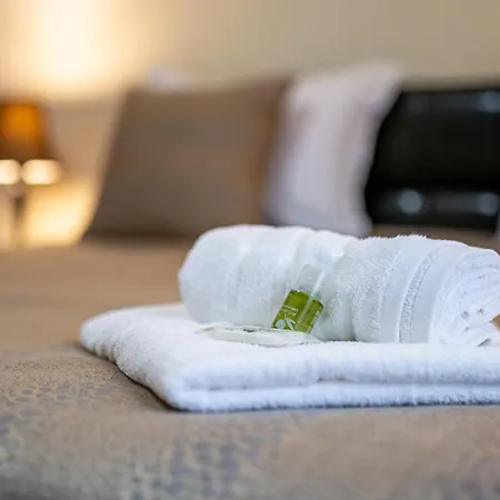 Апартаменты Location 3 Bedroom Next To The