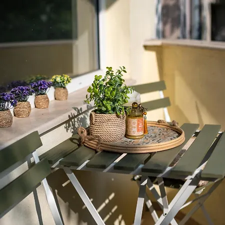 Location 3 Bedroom Next To The Апартаменты *