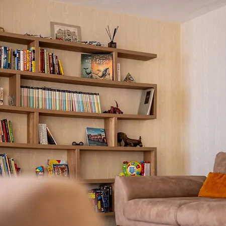 Апартаменты Location 3 Bedroom Next To The